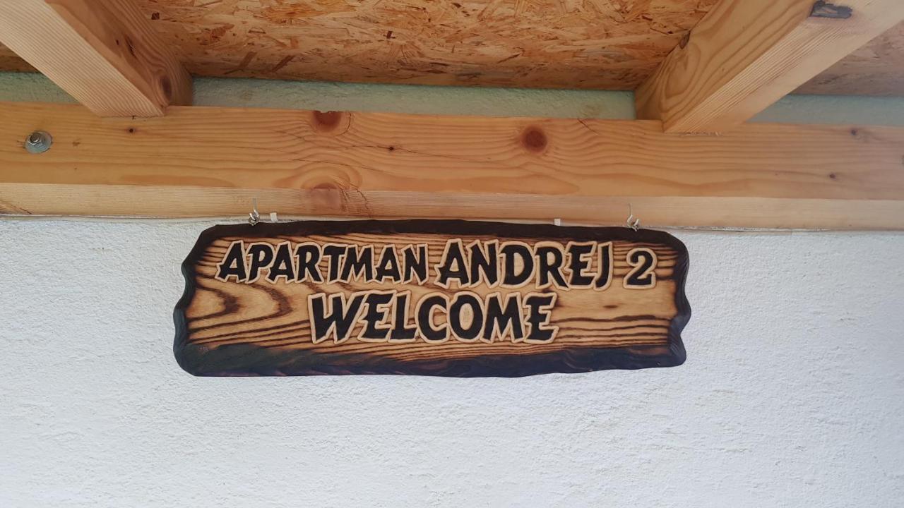 Udbina Apartmani Andrej מראה חיצוני תמונה